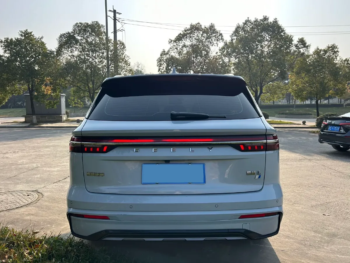 2022 Citroen C5 X 1.6T 175HP L4 8AT,autocango,china used car exporter,china ev exporter,chinese used car exporter,chinese used ev exporter