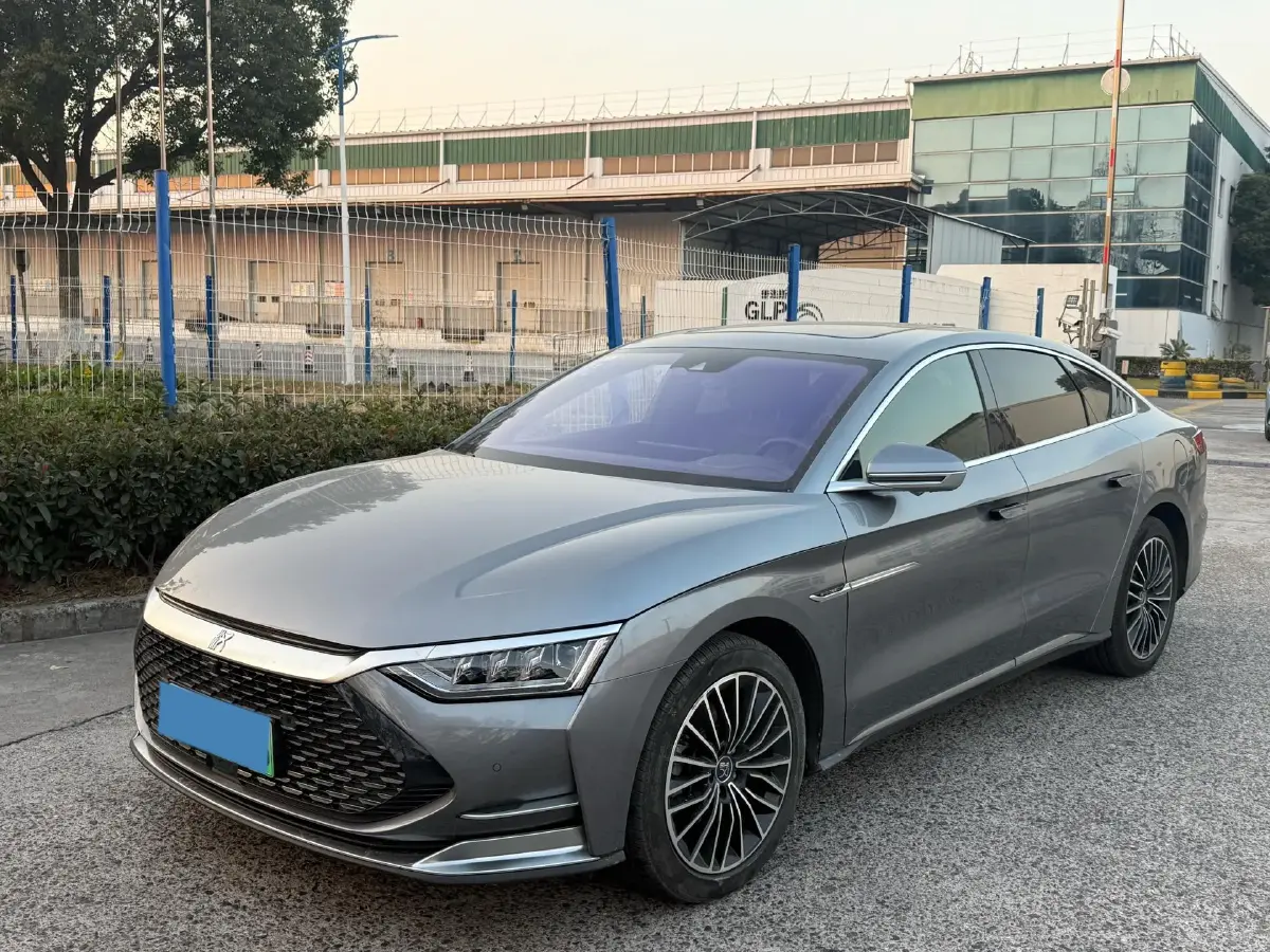 2020 WEY VV7 2.0T 227HP L4 7DCT PHEV