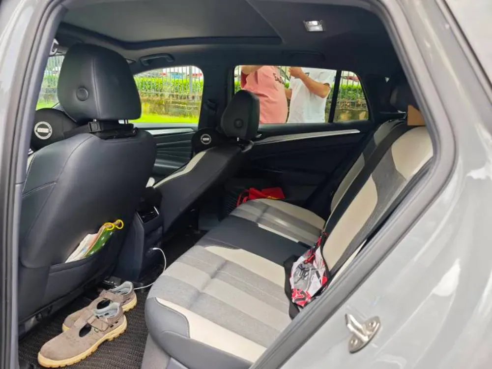 2021 Volkswagen ID.4 Crozz BEV 84.8KWH,autocango,china used car exporter,china ev exporter,chinese used car exporter,chinese used ev exporter