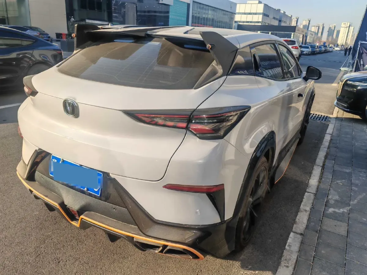 2022 ChangAn UNI-T 1.5T 188HP L4 7DCT,autocango,china used car exporter,china ev exporter,chinese used car exporter,chinese used ev exporter