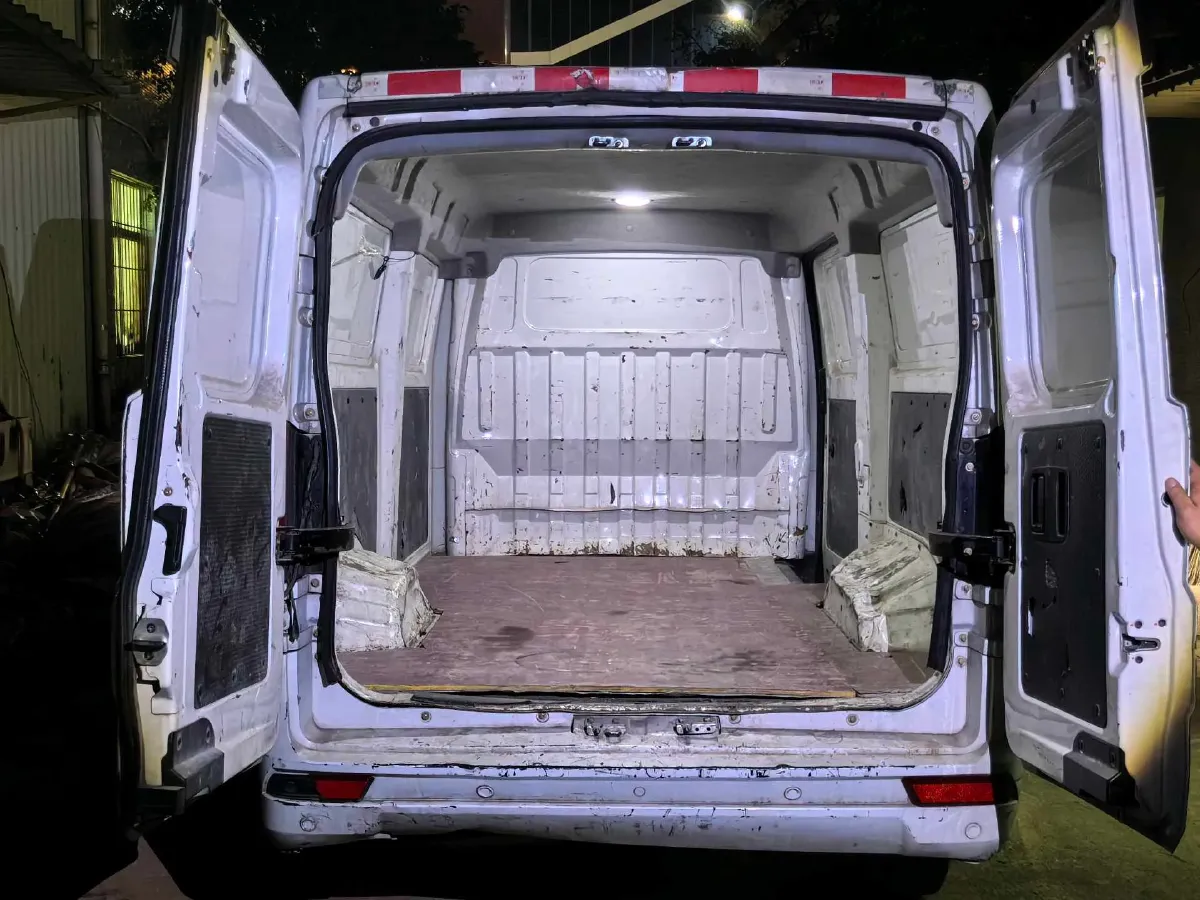 2020 DongFeng Aeolus YiXuan EV BEV 47.7KWH,autocango,china used car exporter,china ev exporter,chinese used car exporter,chinese used ev exporter