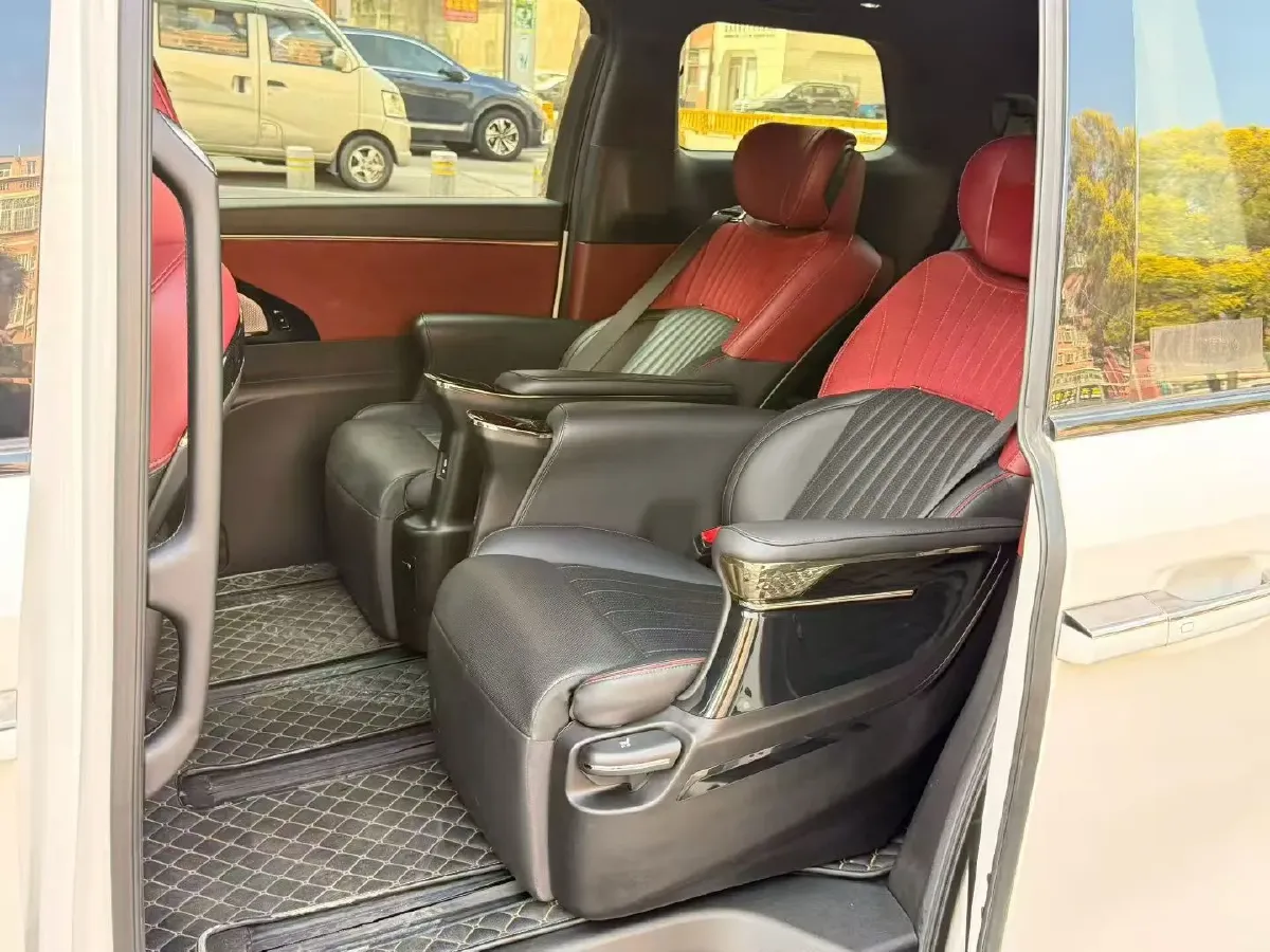 2023 GAC Trumpchi M8 2.0T 190HP L4 E-CVT Hybrid,autocango,china used car exporter,china ev exporter,chinese used car exporter,chinese used ev exporter