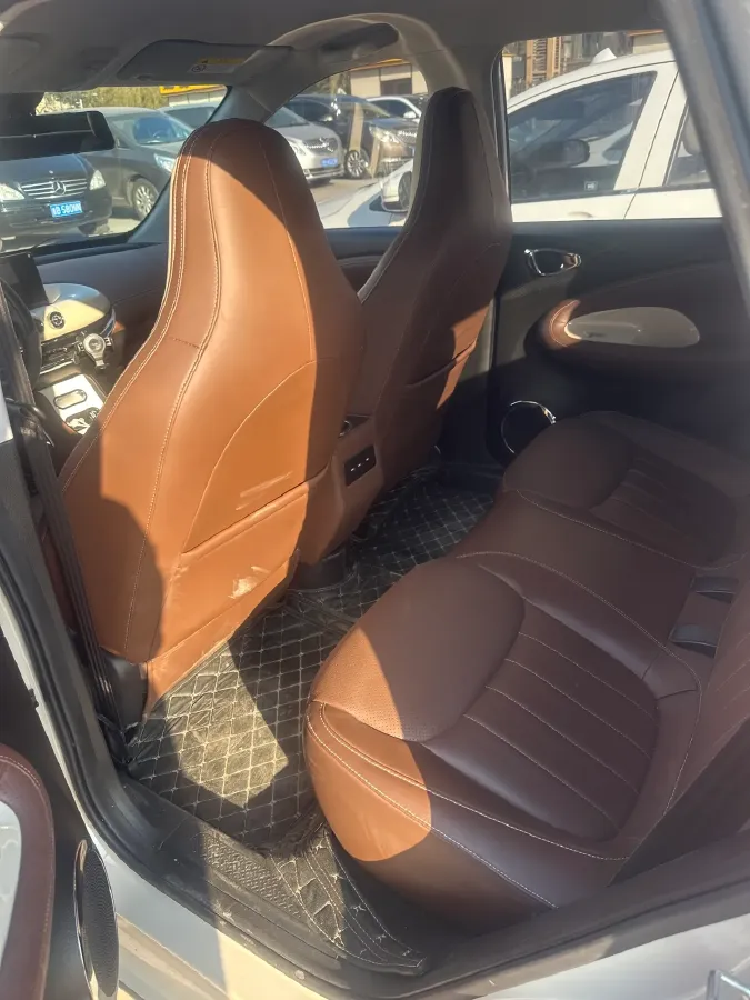 2023 WuLing BinGuo BEV 31.9KWH,autocango,china used car exporter,china ev exporter,chinese used car exporter,chinese used ev exporter