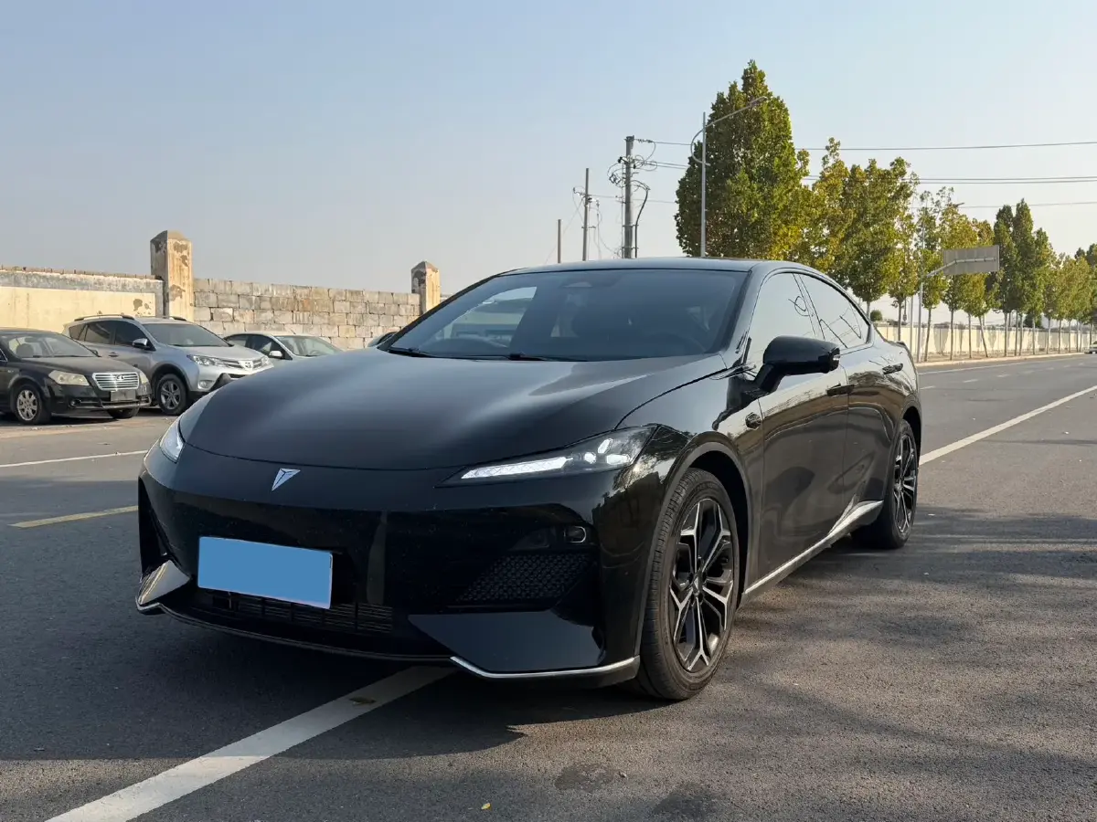 2025 Deepal SL03 1.5L 95HP L4 REEV 18.99KWH