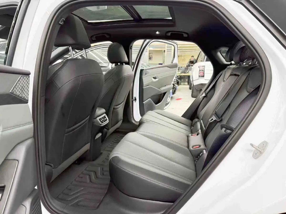 2025 BYD QinL BEV,autocango,china used car exporter,china ev exporter,chinese used car exporter,chinese used ev exporter