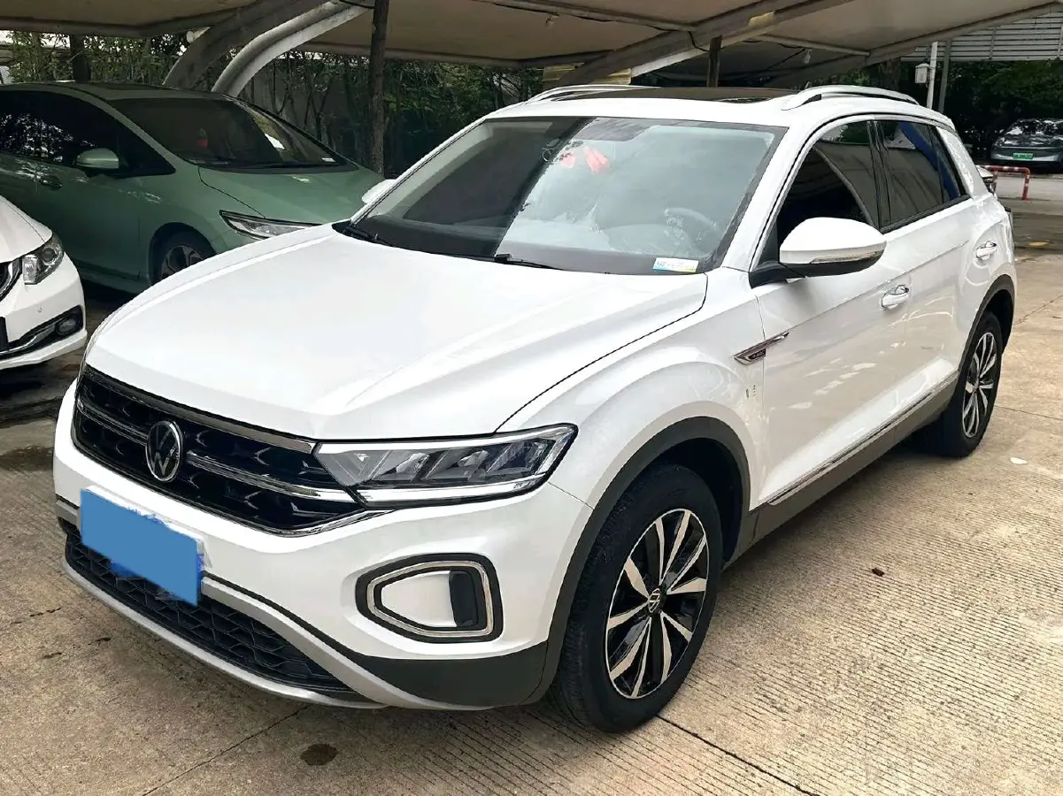 2023 Volkswagen T-Roc 1.4T 150HP L4 7DCT