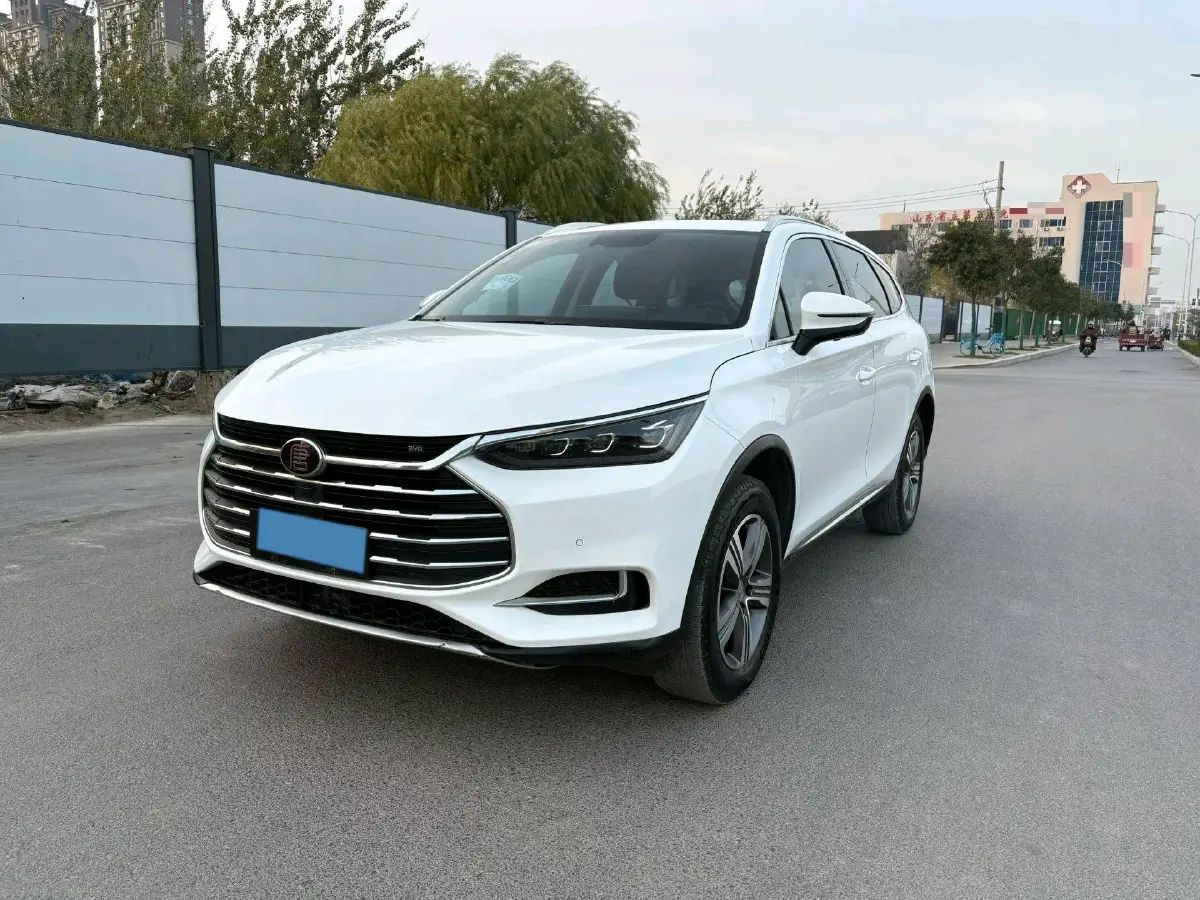 2018 BYD Tang 2.0T 205HP L4 6AT