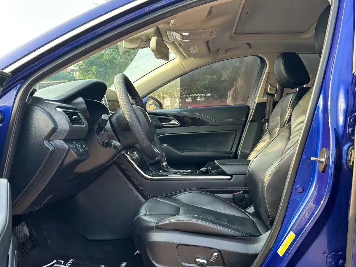 2019 HongQi H5 1.8T 180HP L4 6AT,autocango,china used car exporter,china ev exporter,chinese used car exporter,chinese used ev exporter