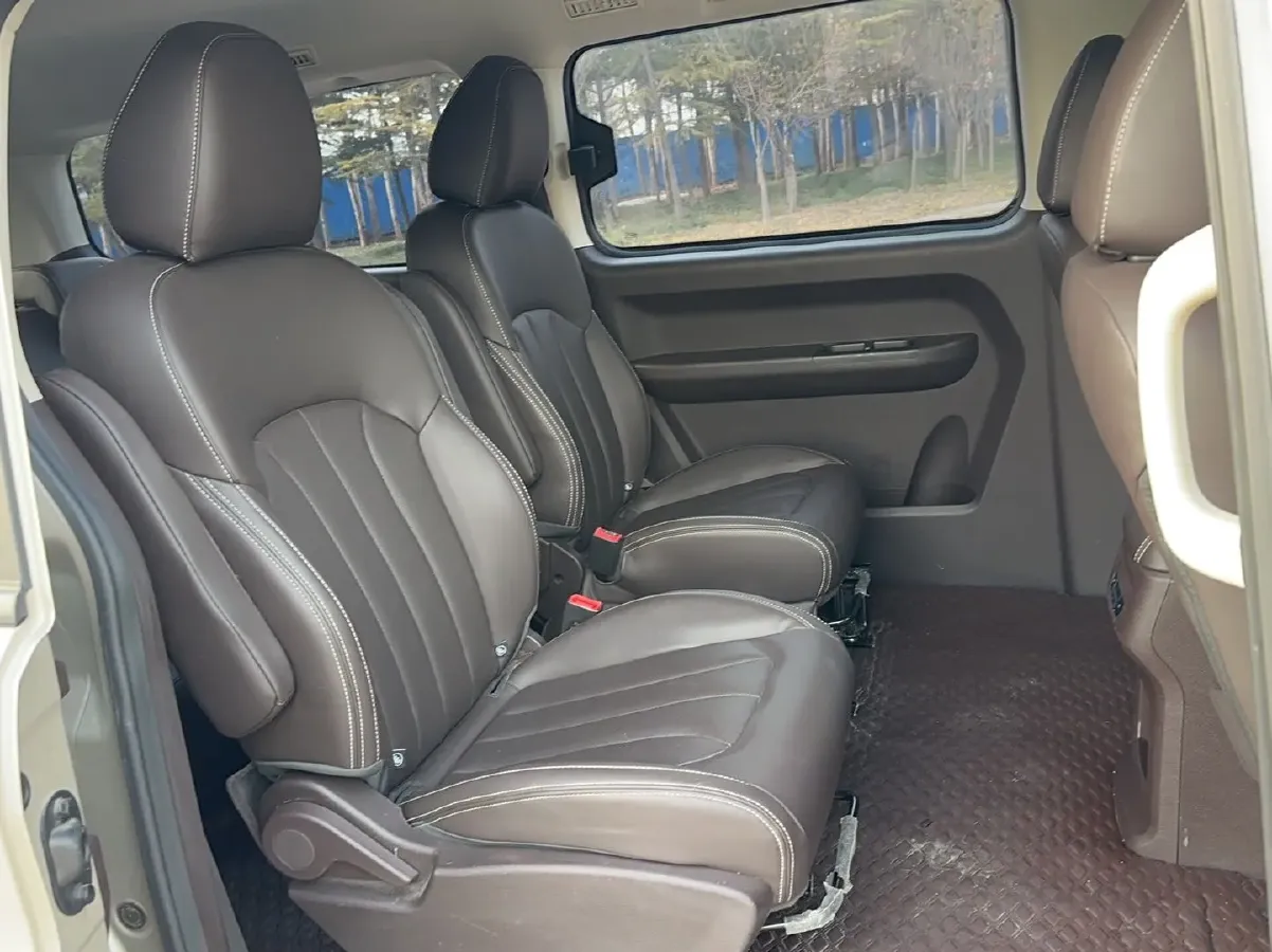 2023 BAW RuiSheng Trump M7 1.6L 124HP L4 5MT,autocango,china used car exporter,china ev exporter,chinese used car exporter,chinese used ev exporter