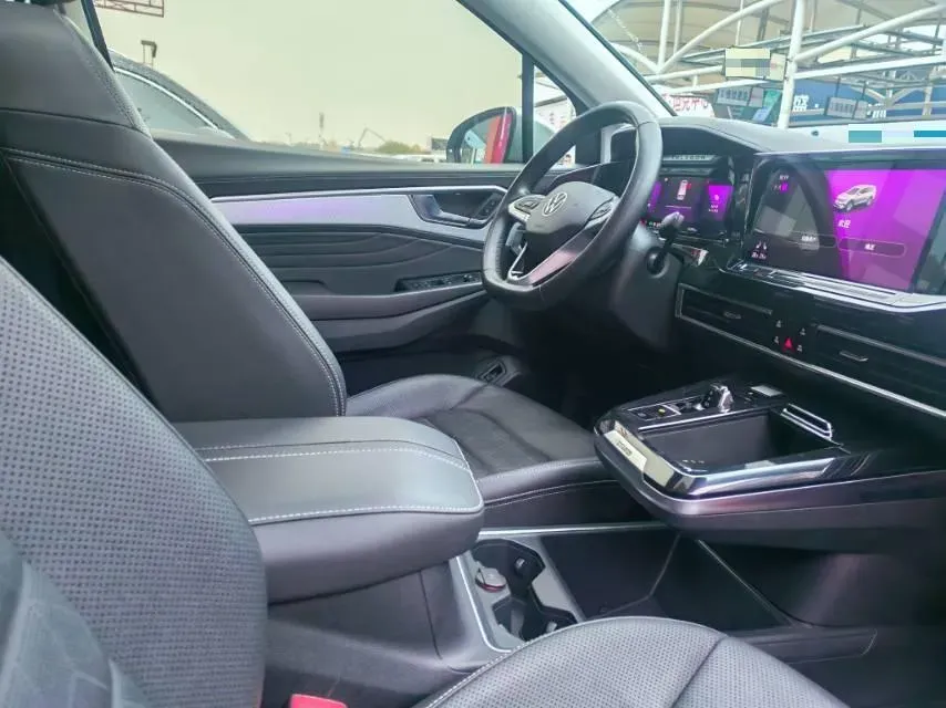 2022 Volkswagen Talagon 2.0T 220HP L4 7DCT,autocango,china used car exporter,china ev exporter,chinese used car exporter,chinese used ev exporter