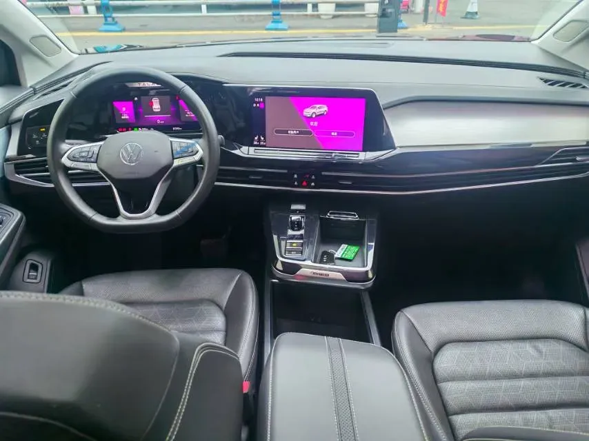 2022 Volkswagen Talagon 2.0T 220HP L4 7DCT,autocango,china used car exporter,china ev exporter,chinese used car exporter,chinese used ev exporter