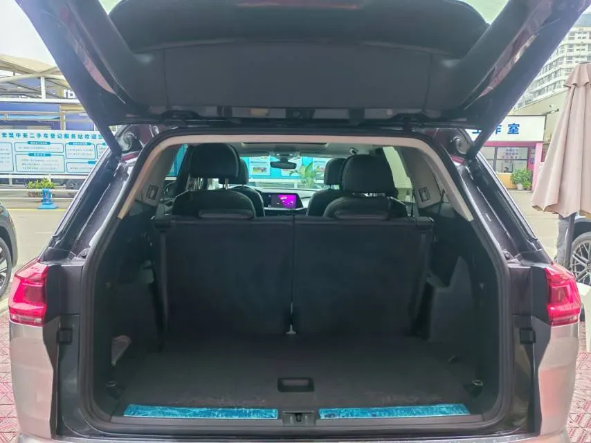 2022 Volkswagen Talagon 2.0T 220HP L4 7DCT,autocango,china used car exporter,china ev exporter,chinese used car exporter,chinese used ev exporter