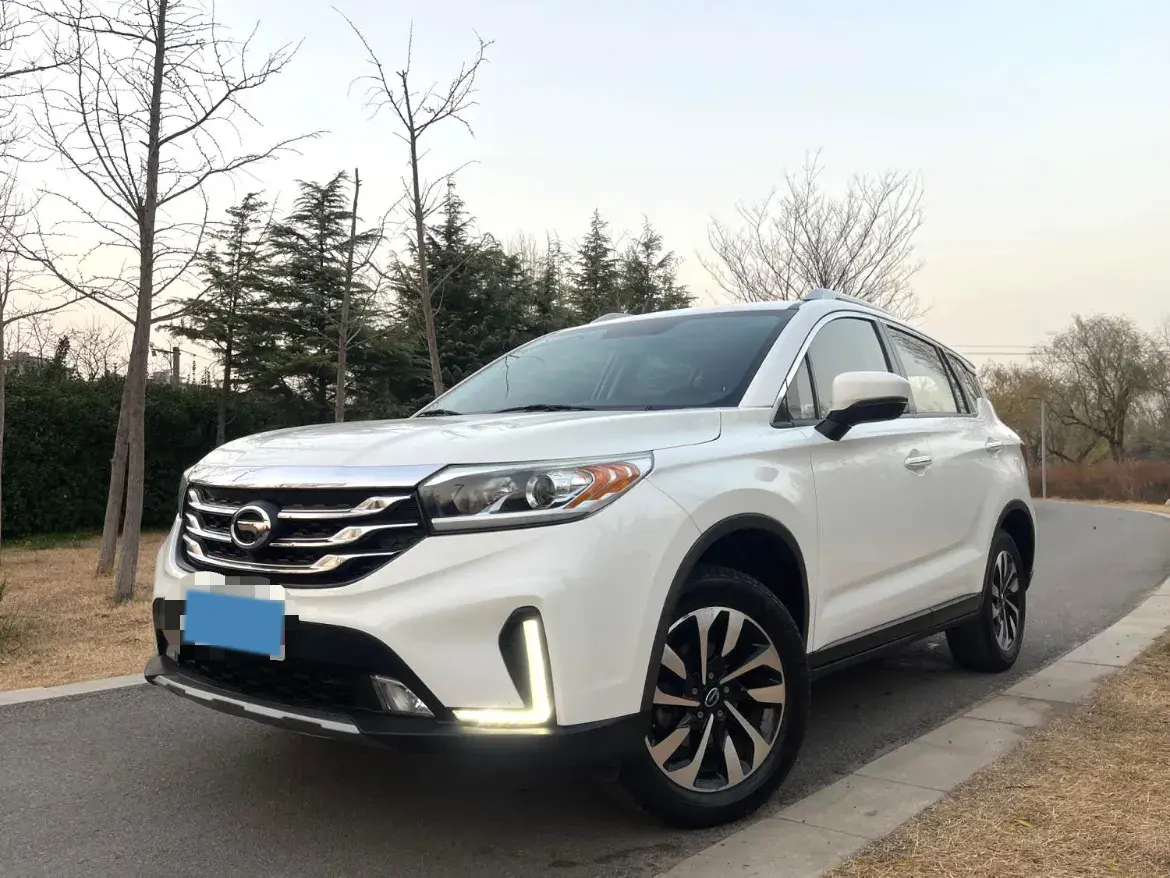 2018 GAC Trumpchi GS4 1.3T 137HP L4 7DCT 2018 GAC Trumpchi GS4 1.3T 137HP L4 7DCT