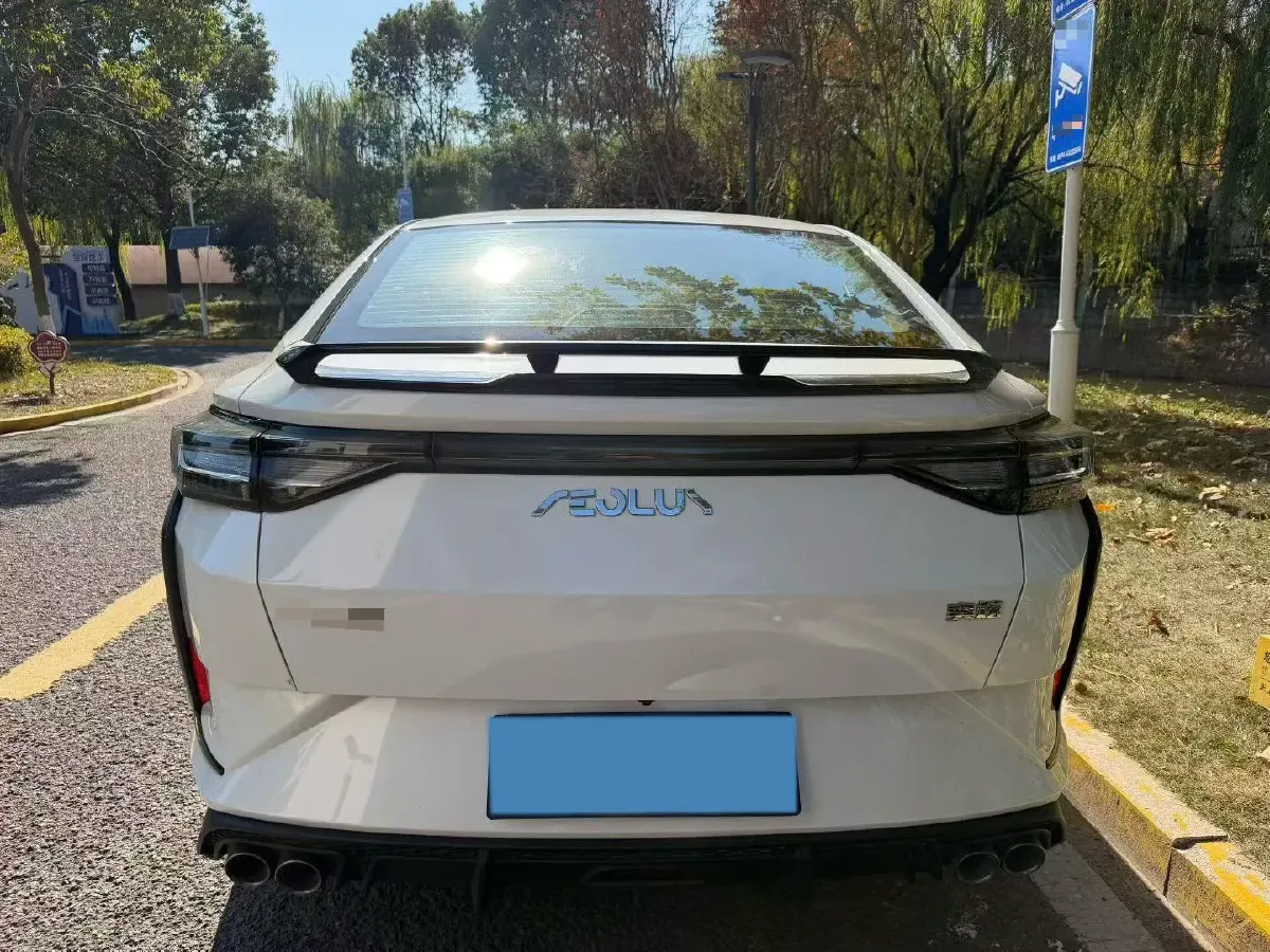 2023 DongFeng Aeolus YiXuan 1.5L 125HP L4 6DCT,autocango,china used car exporter,china ev exporter,chinese used car exporter,chinese used ev exporter