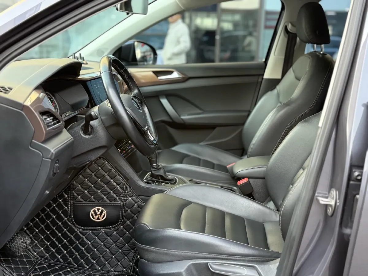 2021 Volkswagen Tharu 1.4T 150HP L4 7DCT,autocango,china used car exporter,china ev exporter,chinese used car exporter,chinese used ev exporter