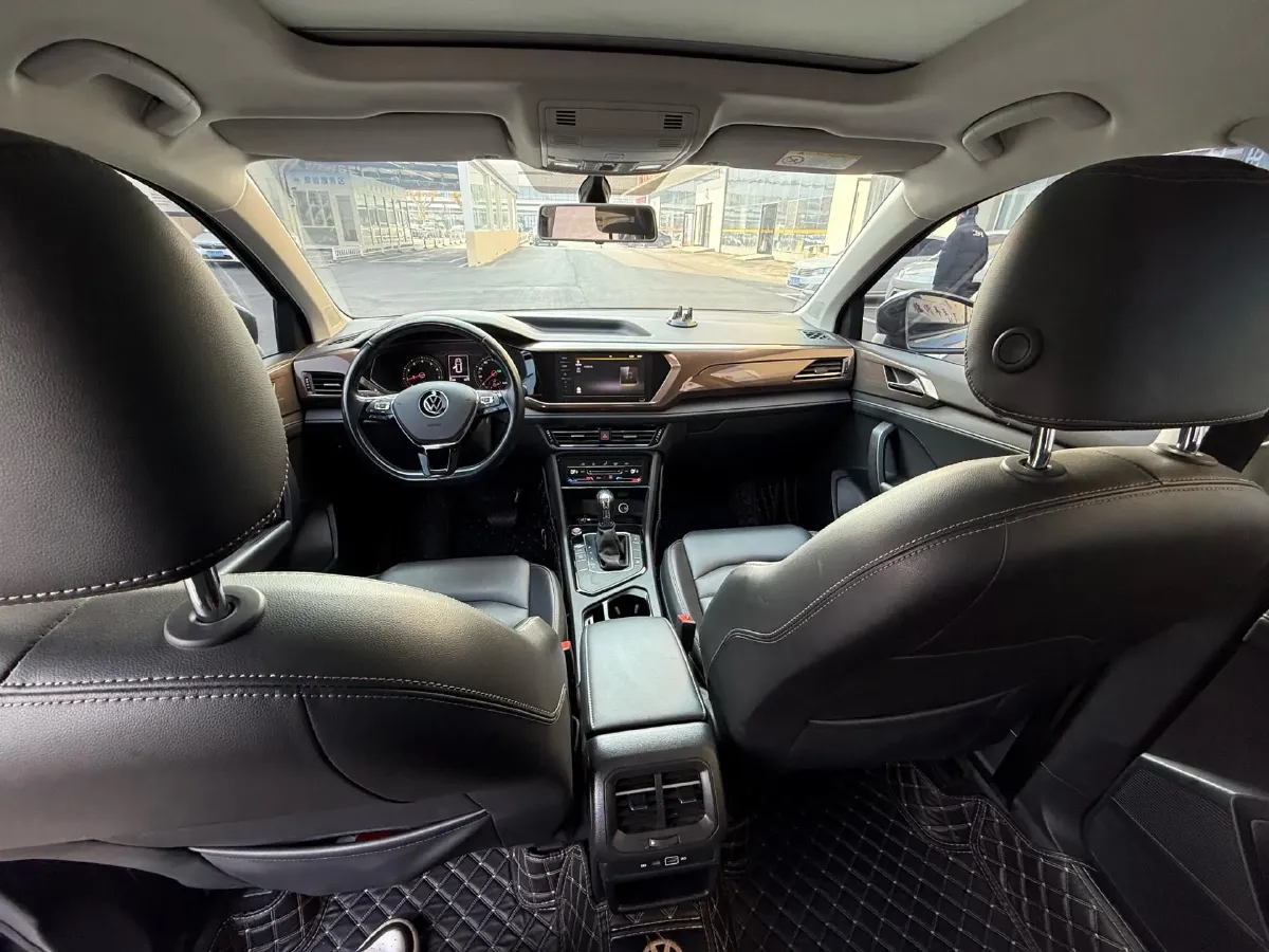 2021 Volkswagen Tharu 1.4T 150HP L4 7DCT,autocango,china used car exporter,china ev exporter,chinese used car exporter,chinese used ev exporter