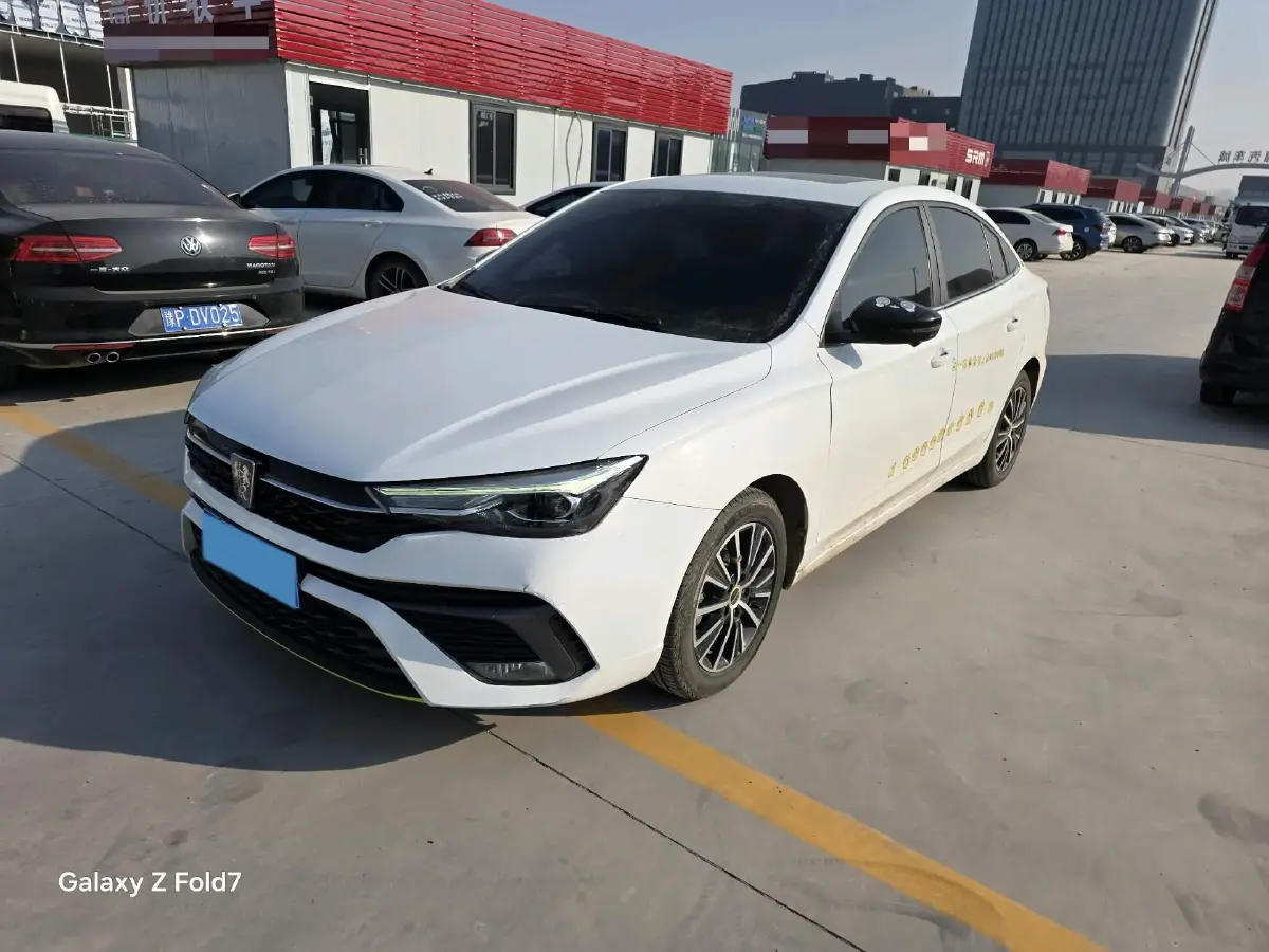 2021 Roewe i5 1.5L 120HP L4 CVT