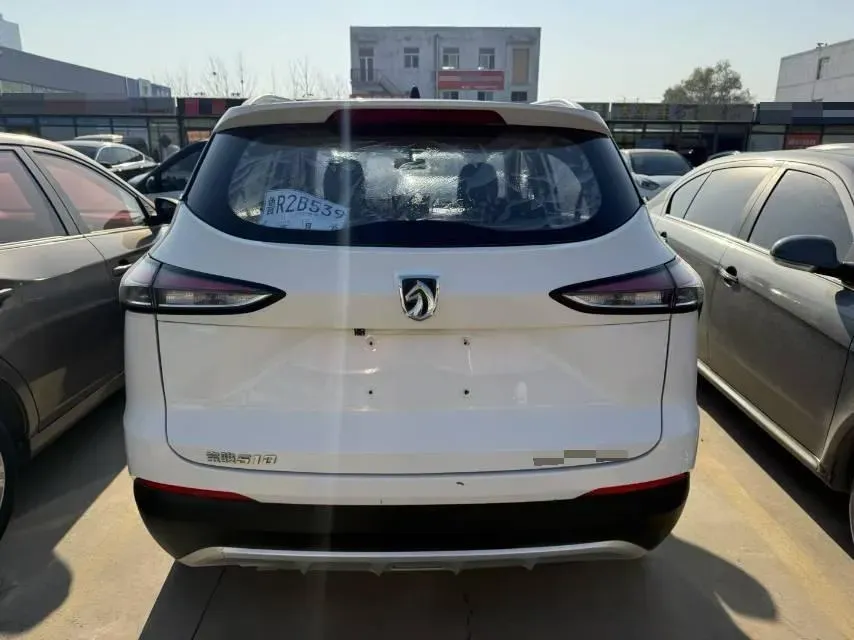 2019 BaoJun 510 1.5L 112HP L4 6MT,autocango,china used car exporter,china ev exporter,chinese used car exporter,chinese used ev exporter