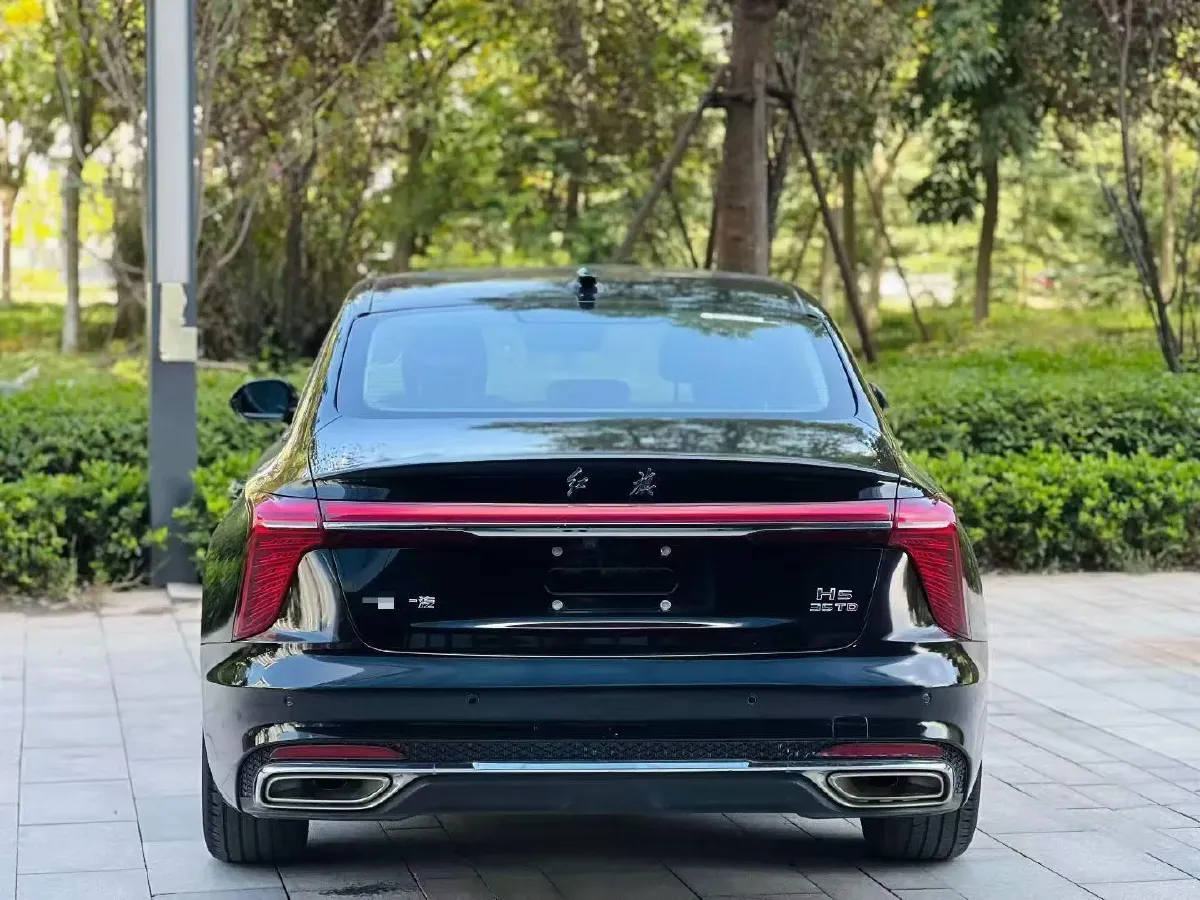 2023 HongQi H5 1.5T 169HP L4 7DCT,autocango,china used car exporter,china ev exporter,chinese used car exporter,chinese used ev exporter