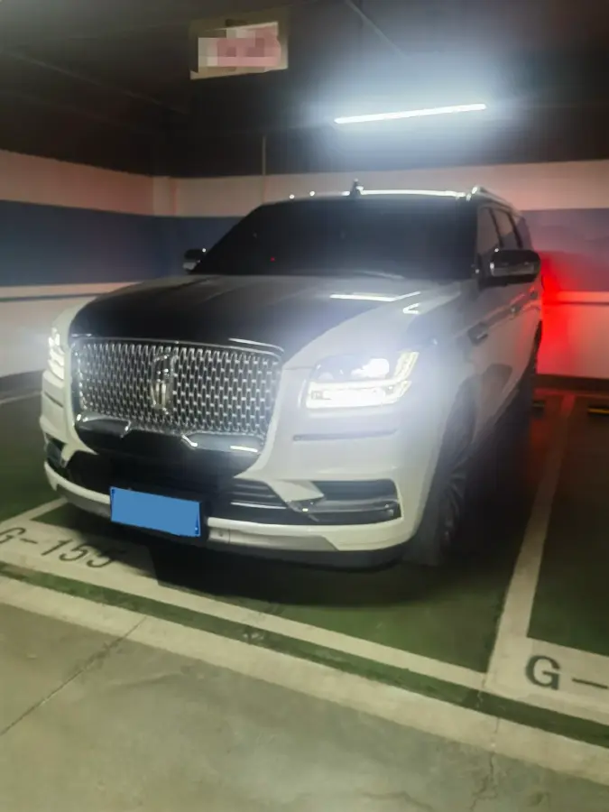 2019 Lincoln Navigator 3.5T 388HP V6 10AT