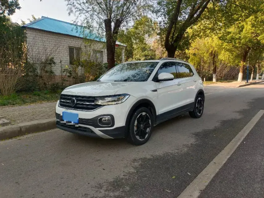 2023 Volkswagen Tacqua 1.2T 116HP L4 7DCT