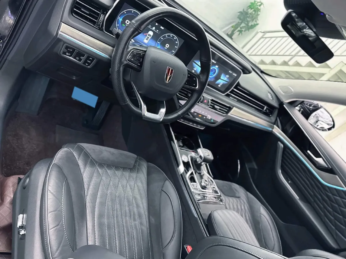 2022 HongQi HS5 2.0T 224HP L4 6AT,autocango,china used car exporter,china ev exporter,chinese used car exporter,chinese used ev exporter