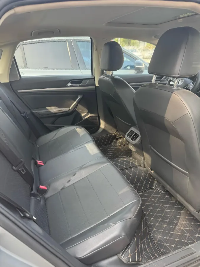 2018 Volkswagen Lavida 1.2T 116HP L4 7DCT,autocango,china used car exporter,china ev exporter,chinese used car exporter,chinese used ev exporter