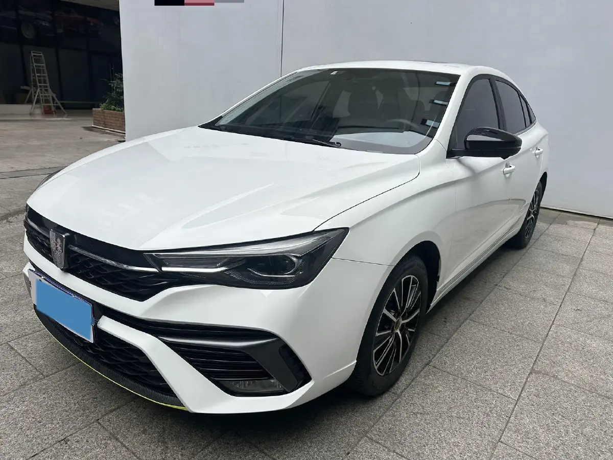 2021 Roewe i5 1.5L 120HP L4 CVT