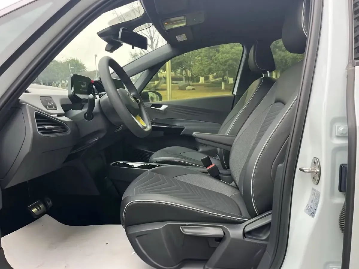 2023 Volkswagen ID.3 BEV 52.8KWH,autocango,china used car exporter,china ev exporter,chinese used car exporter,chinese used ev exporter