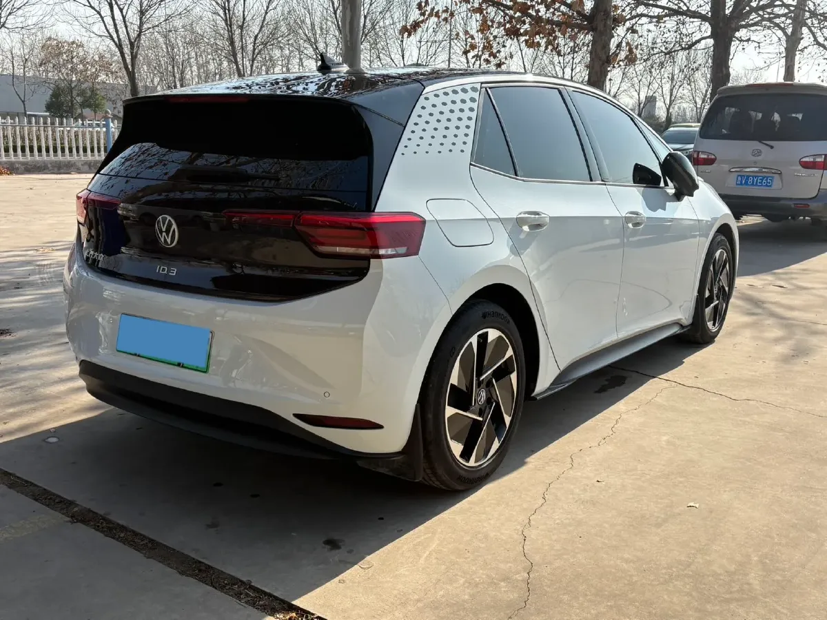 2025 Volkswagen ID.3 BEV 52.8KWH,autocango,china used car exporter,china ev exporter,chinese used car exporter,chinese used ev exporter