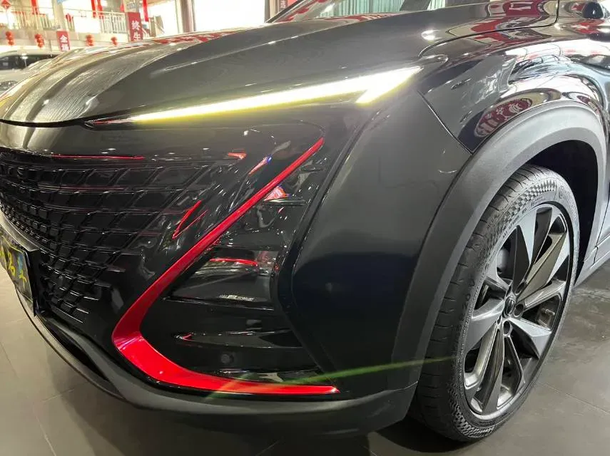 2020 ChangAn UNI-T 1.5T 180HP L4 7DCT,autocango,china used car exporter,china ev exporter,chinese used car exporter,chinese used ev exporter