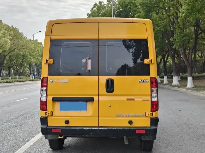 2023 DongFeng DFAC YuFeng 2.0T 136HP L4 7DCT,autocango,china used car exporter,china ev exporter,chinese used car exporter,chinese used ev exporter