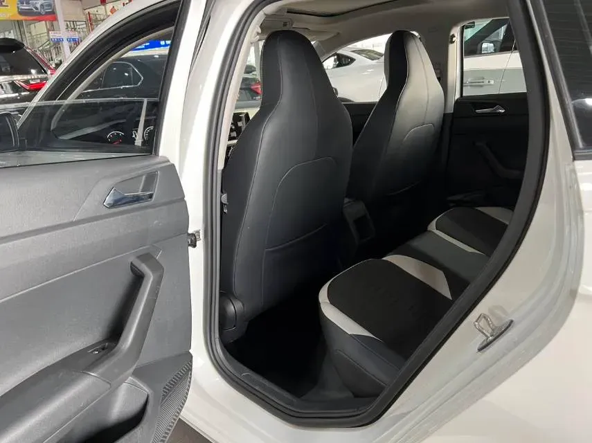 2019 Volkswagen Polo 1.5L 113HP L4 6AT,autocango,china used car exporter,china ev exporter,chinese used car exporter,chinese used ev exporter