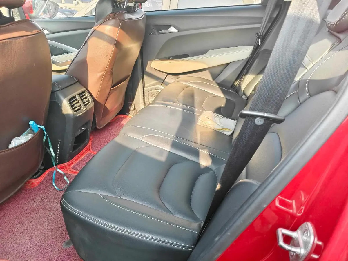 2019 BaoJun 530 1.5T 147HP L4 CVT,autocango,china used car exporter,china ev exporter,chinese used car exporter,chinese used ev exporter