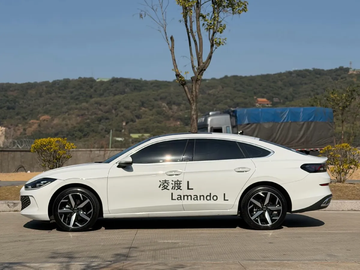 2025 Volkswagen Lamando 1.4T 150HP L4 7DCT,autocango,china used car exporter,china ev exporter,chinese used car exporter,chinese used ev exporter