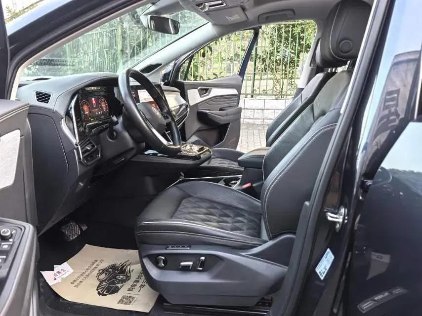 2021 Volkswagen Talagon 2.0T 220HP L4 7DCT,autocango,china used car exporter,china ev exporter,chinese used car exporter,chinese used ev exporter