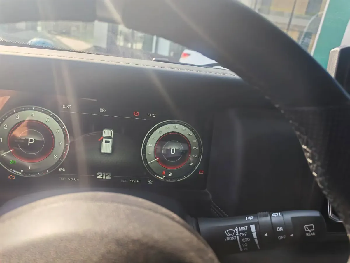 2025 212 212 T01 2.0T 252HP L4 8AT,autocango,china used car exporter,china ev exporter,chinese used car exporter,chinese used ev exporter