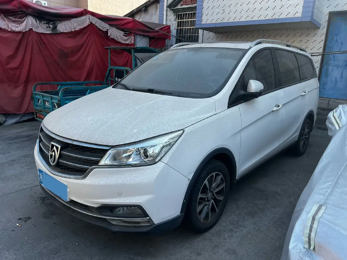 2019 BaoJun 730 1.5T 150HP L4 6MT