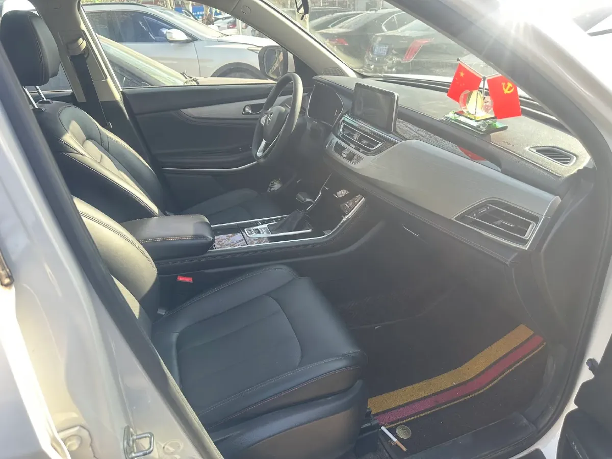 2020 ChangAn CS75 1.5T 178HP L4 7DCT,autocango,china used car exporter,china ev exporter,chinese used car exporter,chinese used ev exporter