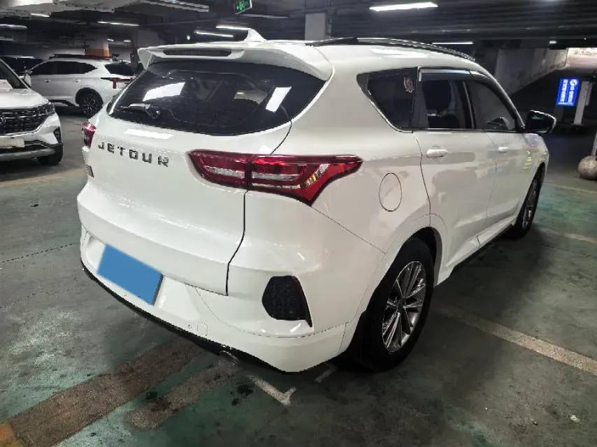 2019 Jetour X90 1.5T 147HP L4 6MT,autocango,china used car exporter,china ev exporter,chinese used car exporter,chinese used ev exporter