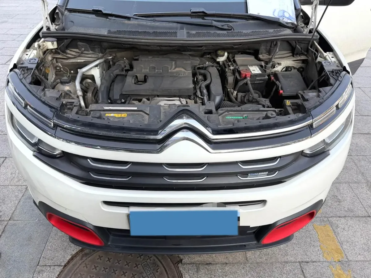 2017 Citroen C5 Aircross 1.8T 204HP L4 6AT,autocango,china used car exporter,china ev exporter,chinese used car exporter,chinese used ev exporter