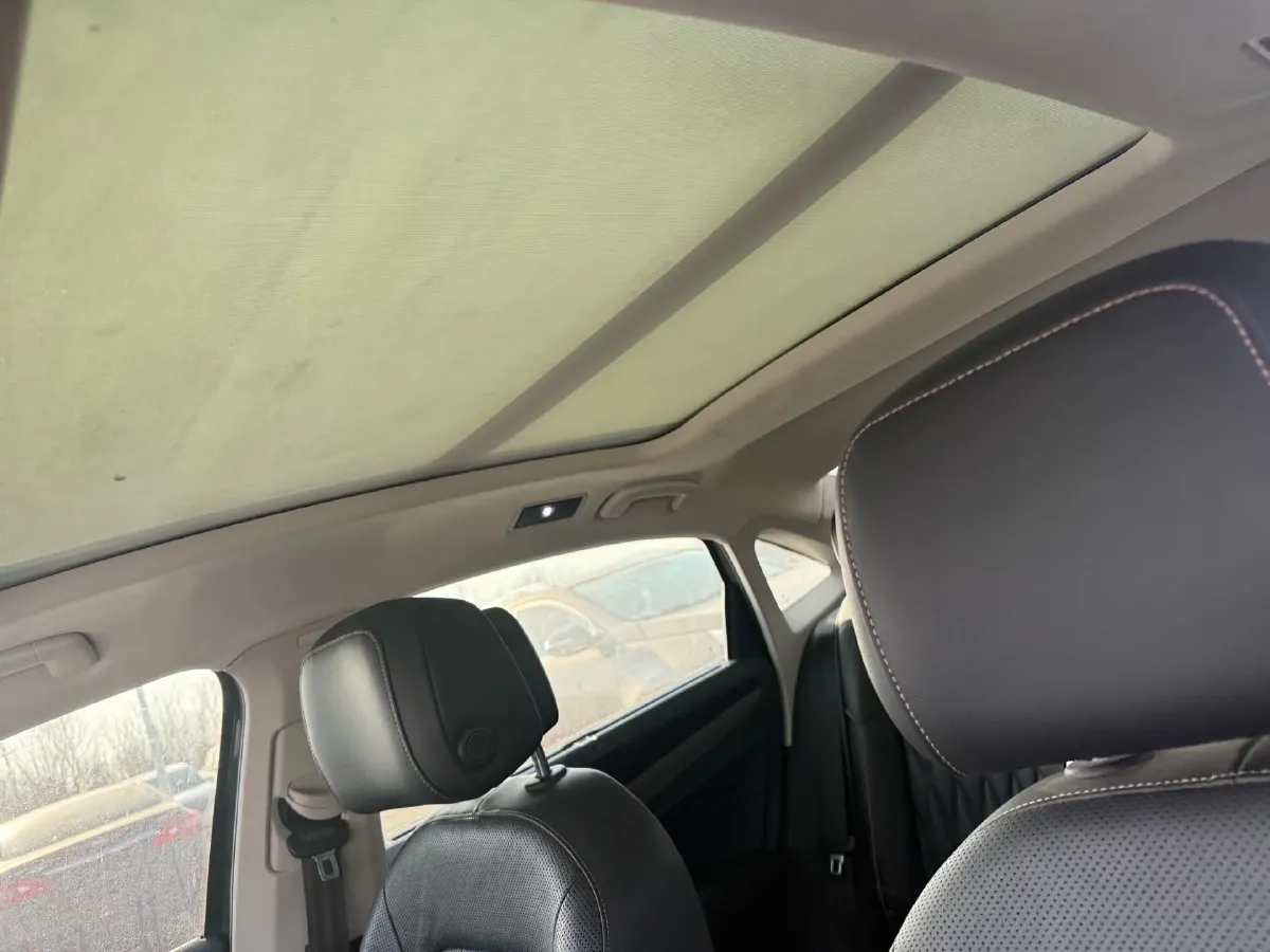 2019 Volvo V40 1.5T 152HP L4 6AT,autocango,china used car exporter,china ev exporter,chinese used car exporter,chinese used ev exporter