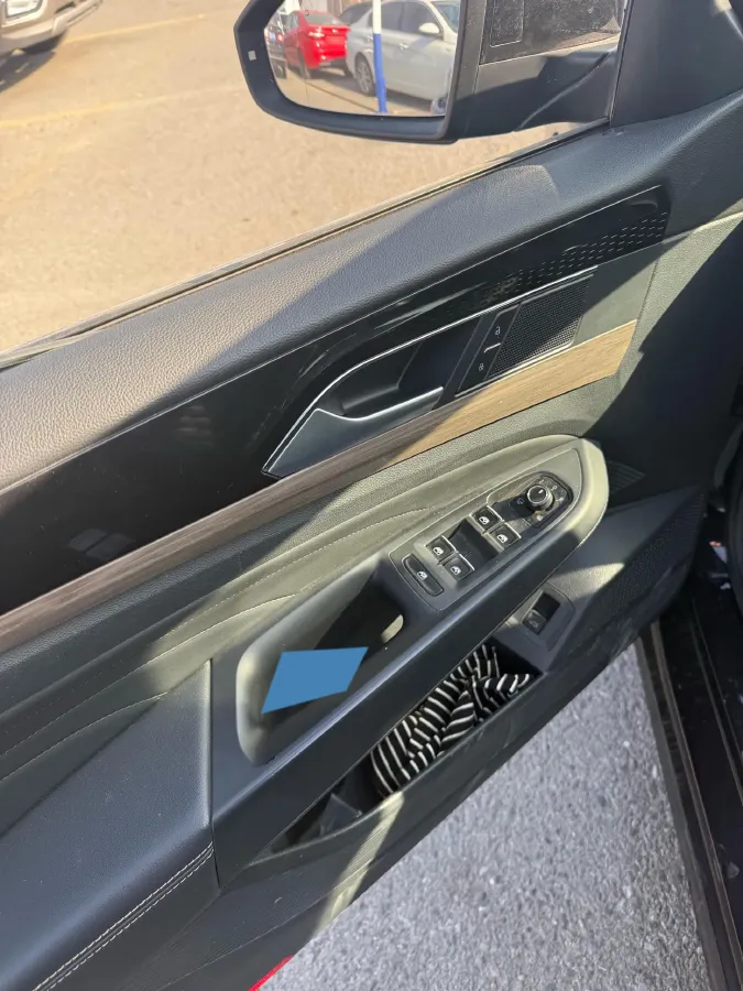 2019 Volvo V40 1.5T 152HP L4 6AT,autocango,china used car exporter,china ev exporter,chinese used car exporter,chinese used ev exporter