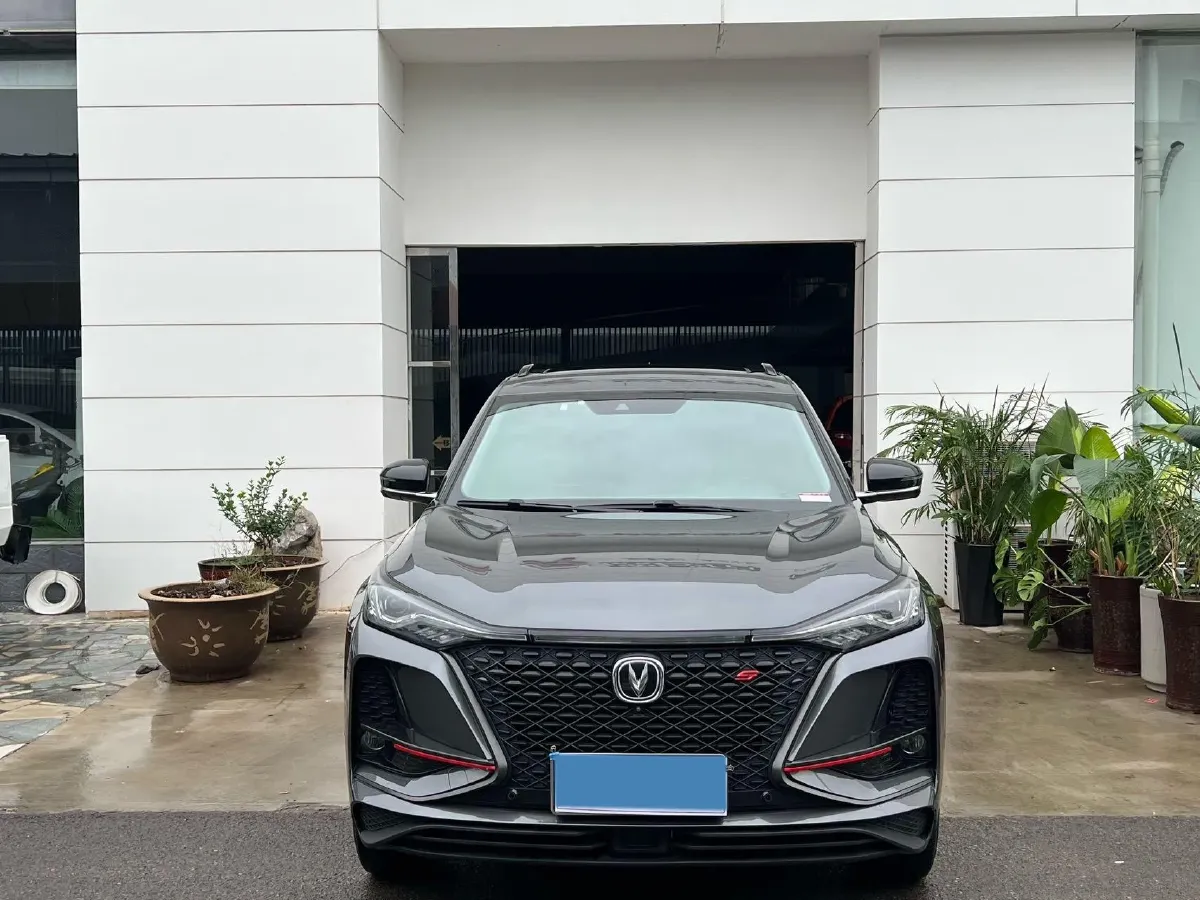 2020 ChangAn CS75 Plus 2.0T 233HP L4 8AT,autocango,china used car exporter,china ev exporter,chinese used car exporter,chinese used ev exporter