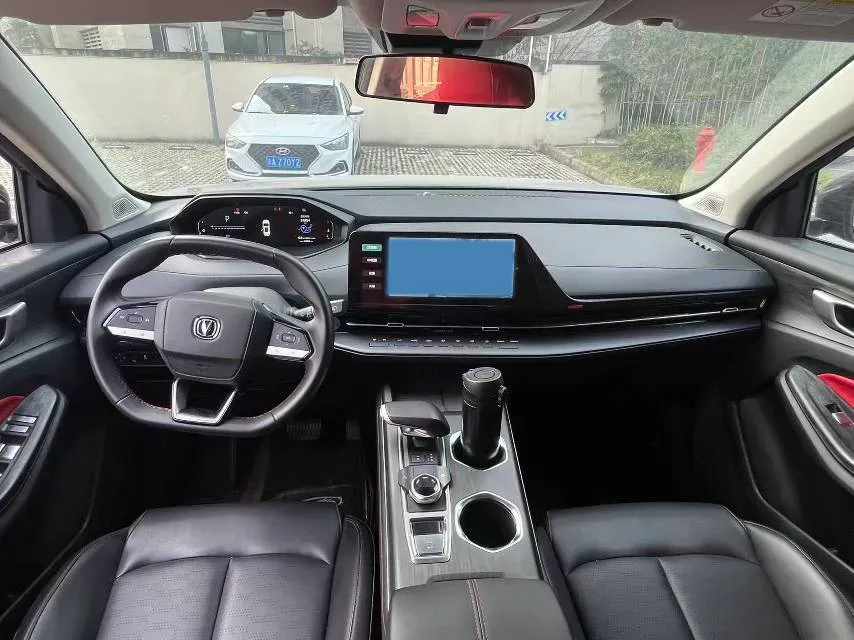 2022 ChangAn Oshan X7 Plus 1.5T 188HP L4 7DCT,autocango,china used car exporter,china ev exporter,chinese used car exporter,chinese used ev exporter