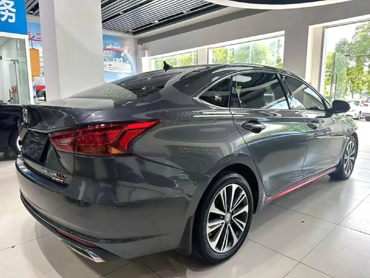 2021 ChangAn Raeton CC 1.5T 180HP L4 7DCT,autocango,china used car exporter,china ev exporter,chinese used car exporter,chinese used ev exporter