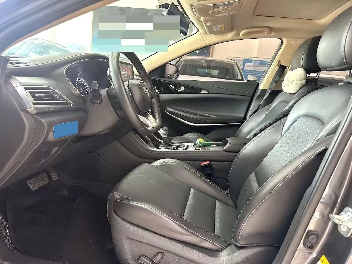 2021 ChangAn Raeton CC 1.5T 180HP L4 7DCT,autocango,china used car exporter,china ev exporter,chinese used car exporter,chinese used ev exporter