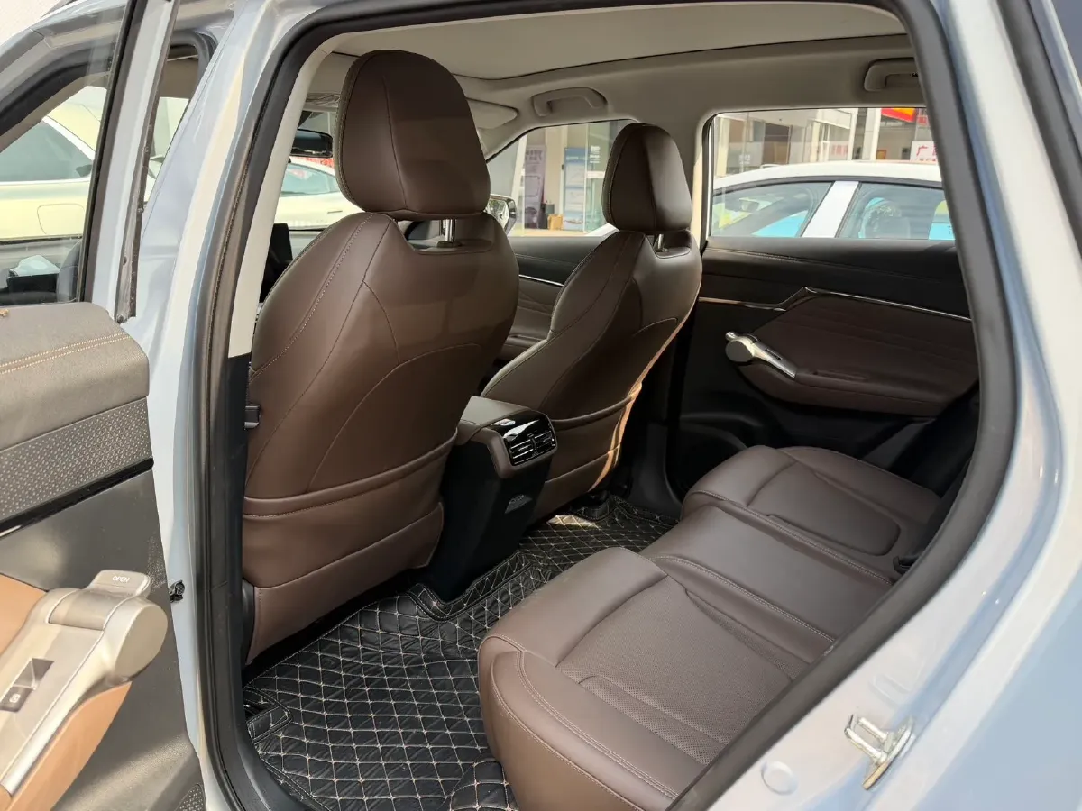 2024 GAC Trumpchi GS4 1.5T 177HP L4 7DCT,autocango,china used car exporter,china ev exporter,chinese used car exporter,chinese used ev exporter