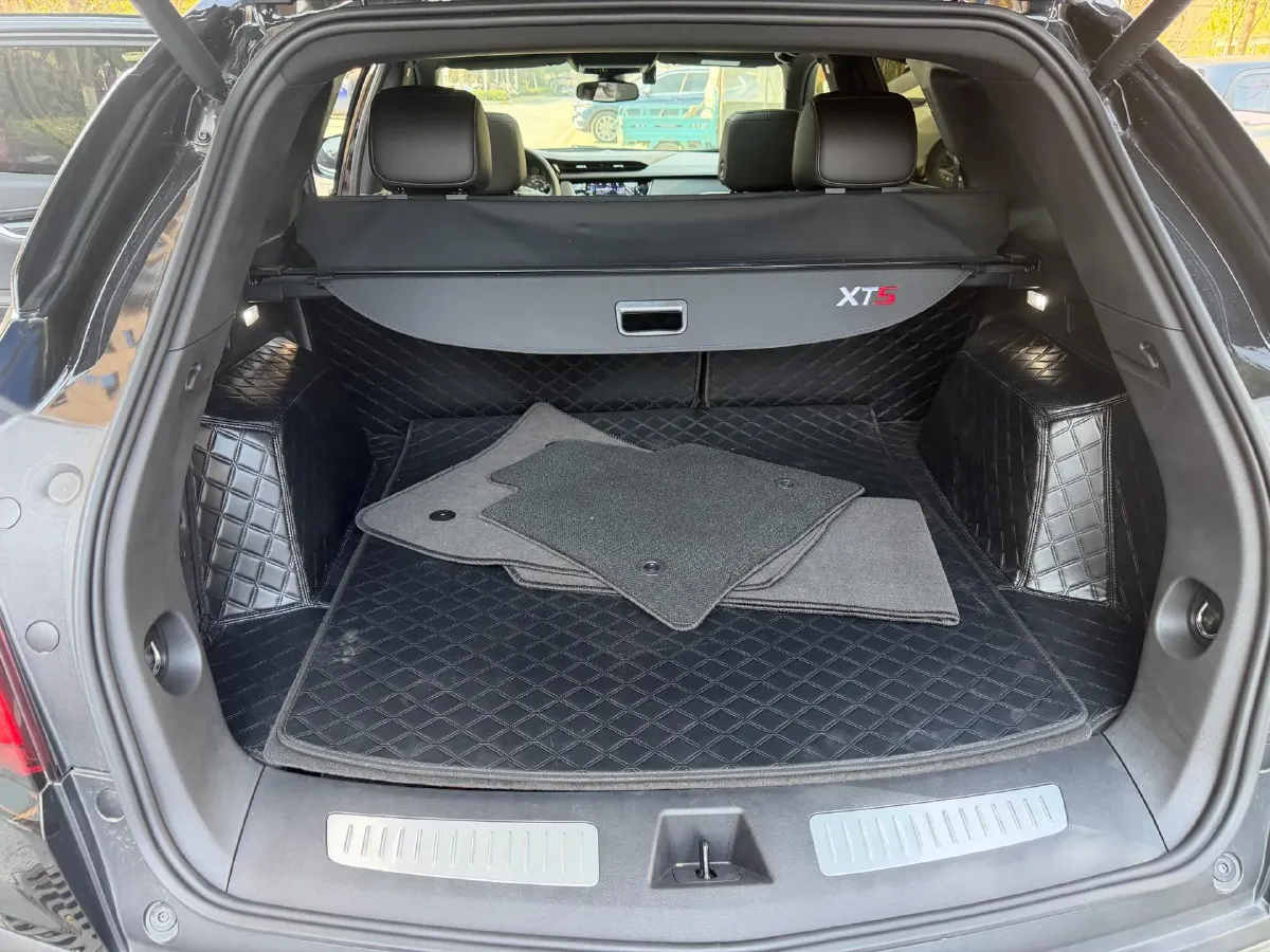 2023 Cadillac XT5 2.0T 237HP L4 9AT,autocango,china used car exporter,china ev exporter,chinese used car exporter,chinese used ev exporter