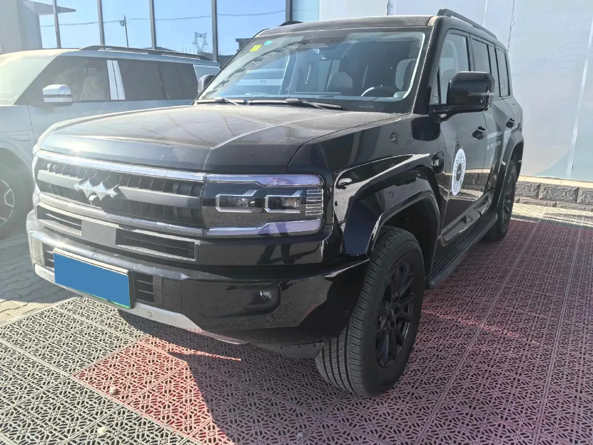 2025 FangChengBao Bao 5 1.5T 194HP L4 E-CVT PHEV 31.8KWH,autocango,china used car exporter,china ev exporter,chinese used car exporter,chinese used ev exporter